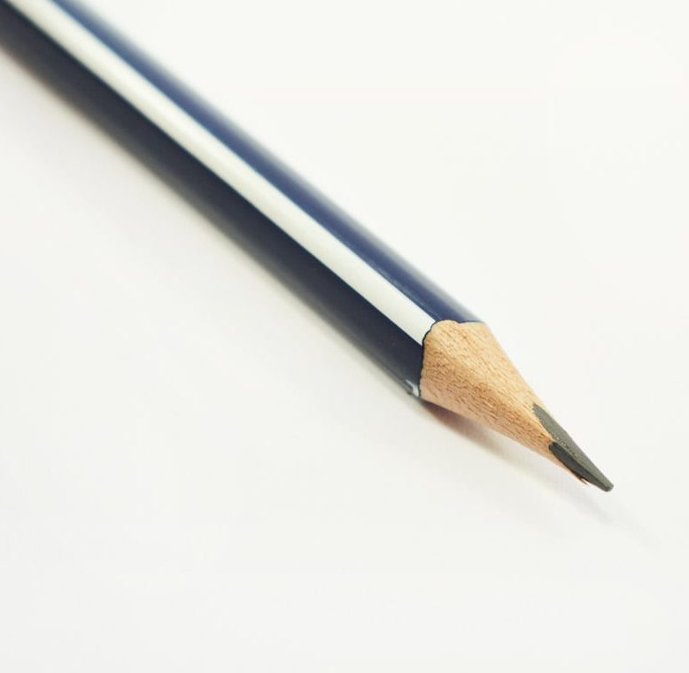 مداد 3 گوش